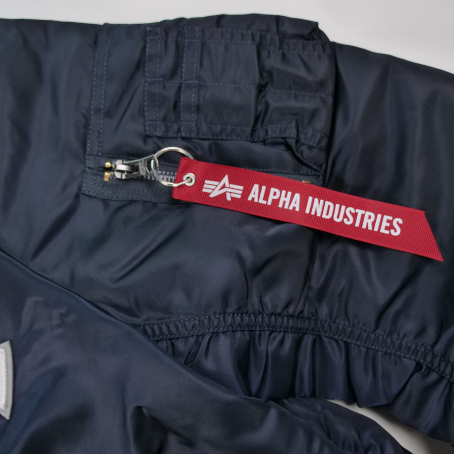 New Era Alpha Industries New York Yankees 2024 Bomber Hooded Jacket New Era Alpha Industries New York Yankees 2024 Bomber Hooded Jacket