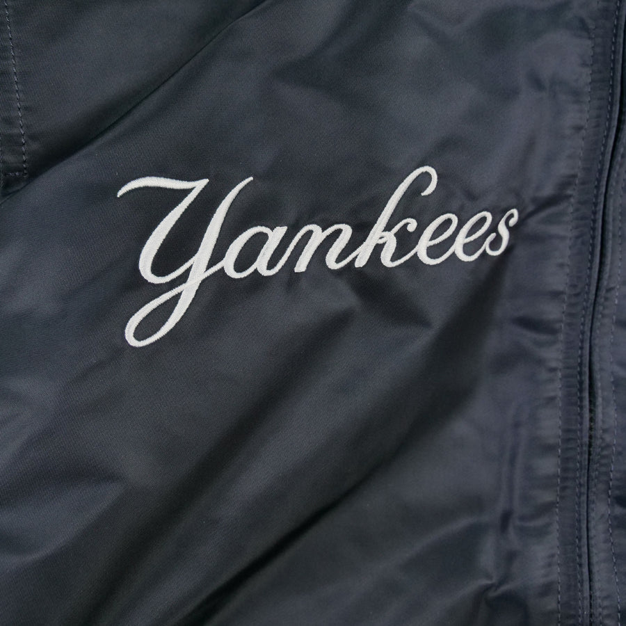 New Era Alpha Industries New York Yankees 2024 Bomber Hooded Jacket New Era Alpha Industries New York Yankees 2024 Bomber Hooded Jacket