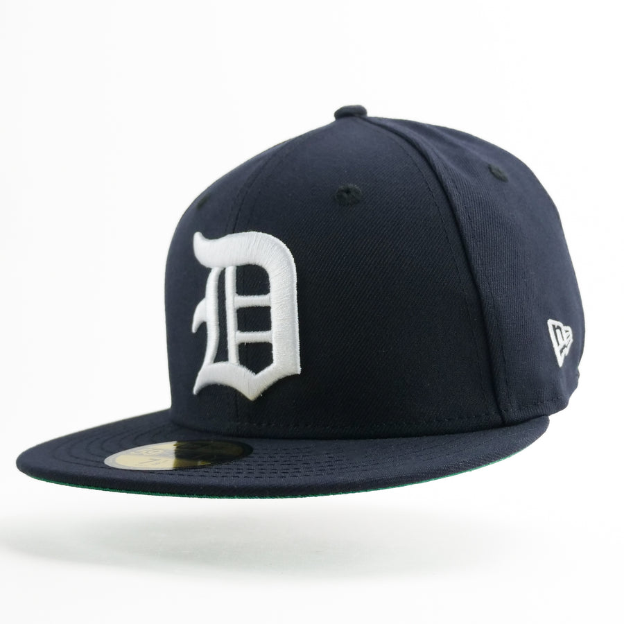 New Era Custom Exclusive Fitted 1935 WS Patch New Era Custom Exclusive Fitted 1935 WS Patch