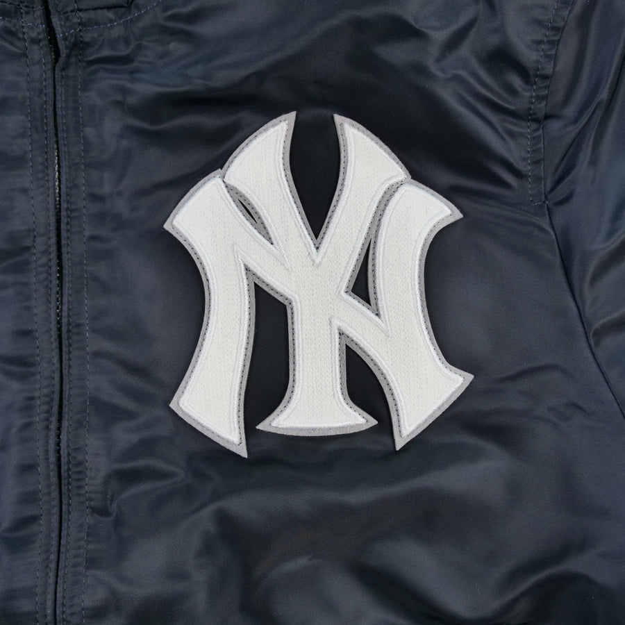 New Era Alpha Industries New York Yankees 2024 Bomber Hooded Jacket